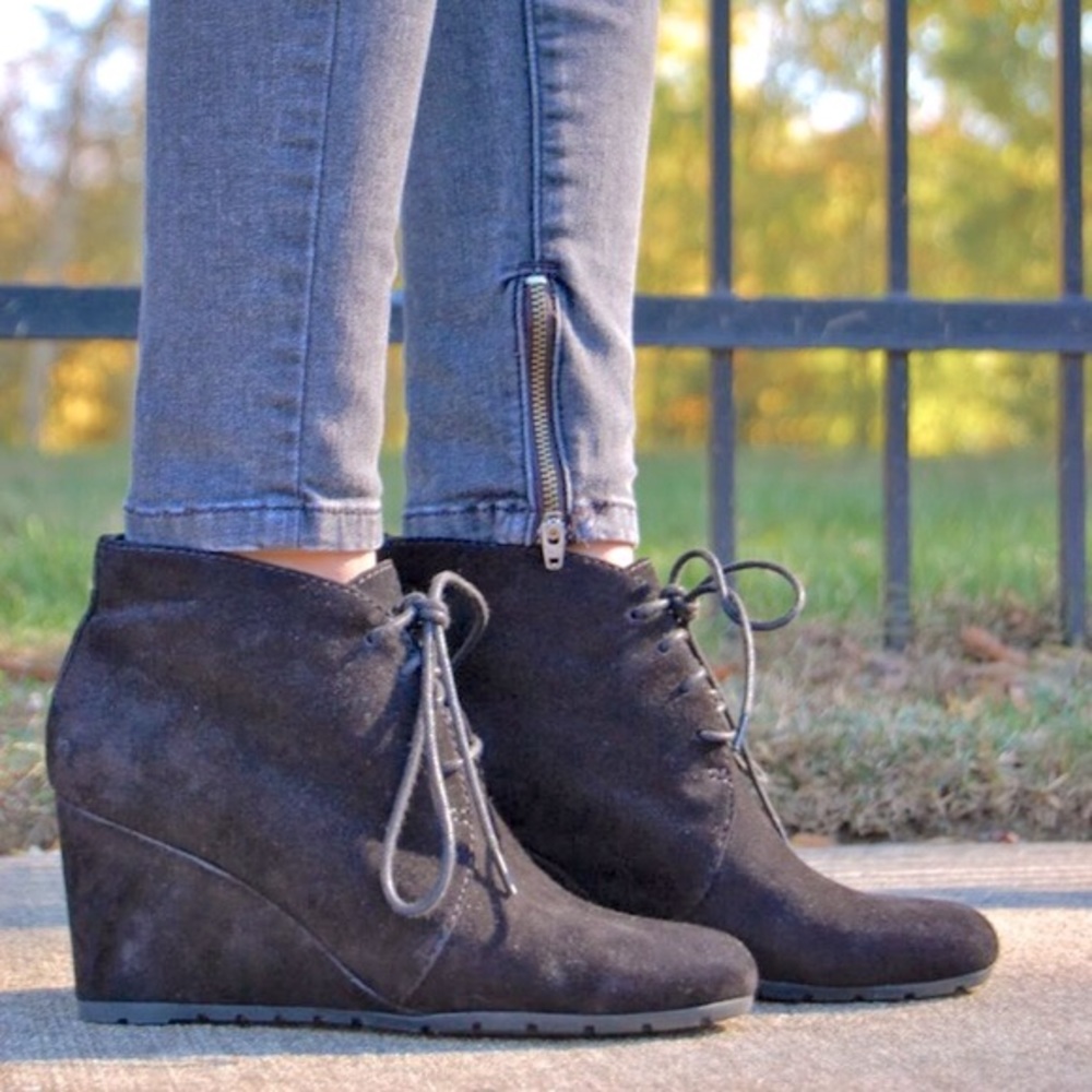 Clark’s Artisan Suede Wedge Lace Up Bootie